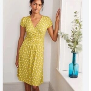 Boden Lola Daisy Print Jersey Dress Womens 6 Yellow Floral Short Sleeve